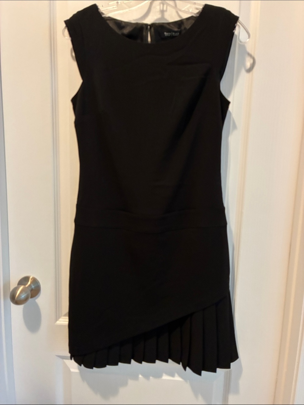 White House Black Market Black Sleeveless Asymmetrical Pleated-Hem Shift Dress
